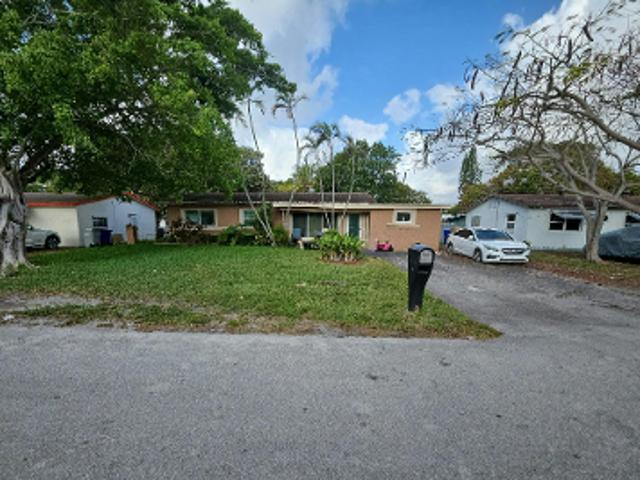 House for sale in Pompano Beach, Florida