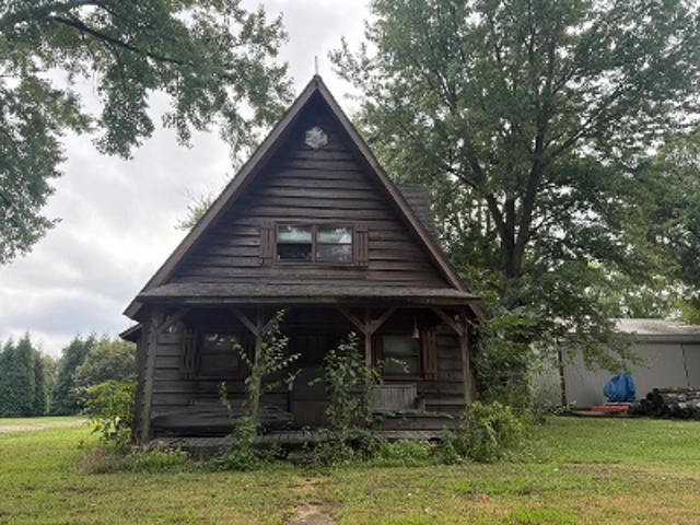 House for sale in Carlisle, Indiana