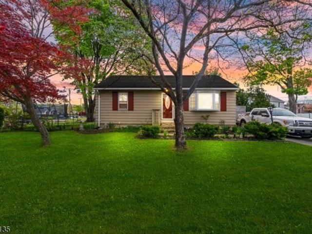 House for sale in Kenvil, New Jersey