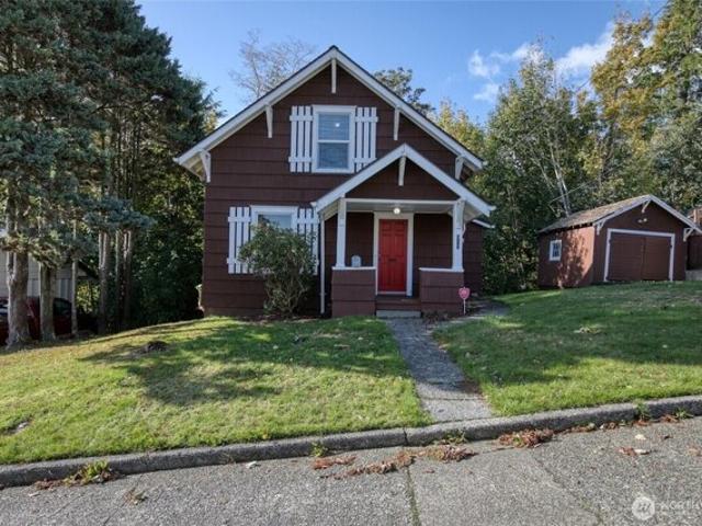 House for sale in Aberdeen, Washington