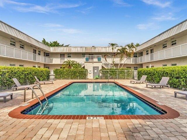 Condo for sale in Pembroke Pines