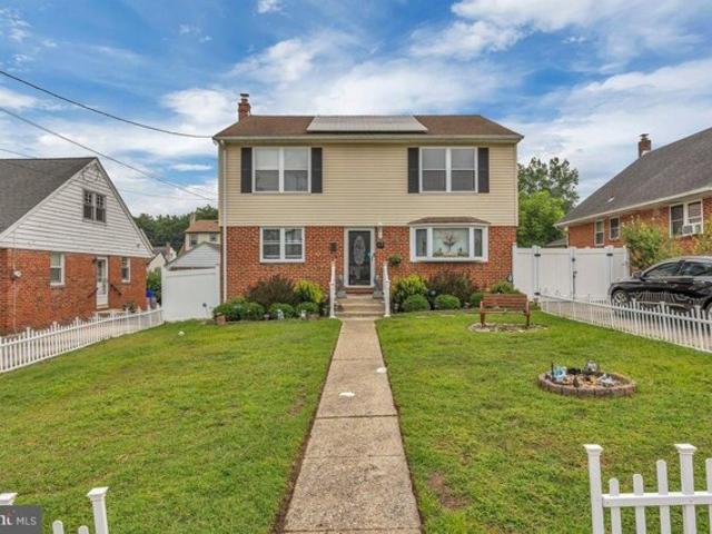 House for sale in Woodbury, New Jersey