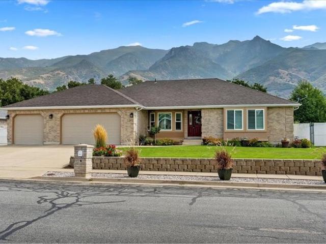 House for sale in Layton, Utah