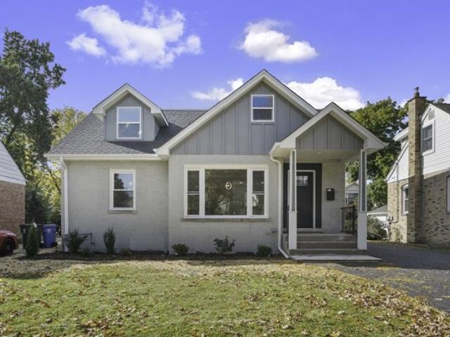 House for sale in Mount Prospect, Illinois