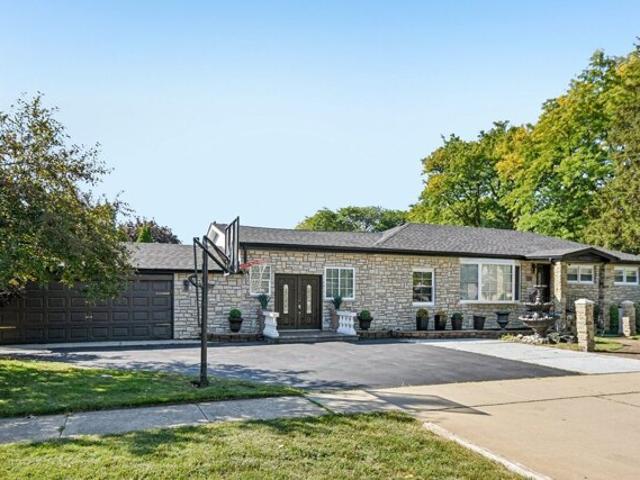 House for sale in Mount Prospect, Illinois