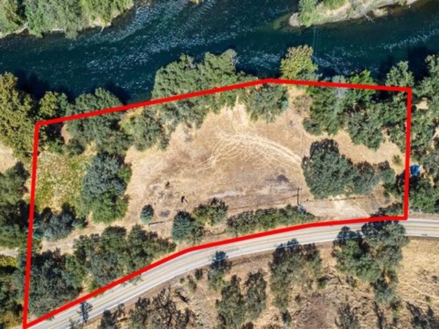 Land for sale in Sanger, California