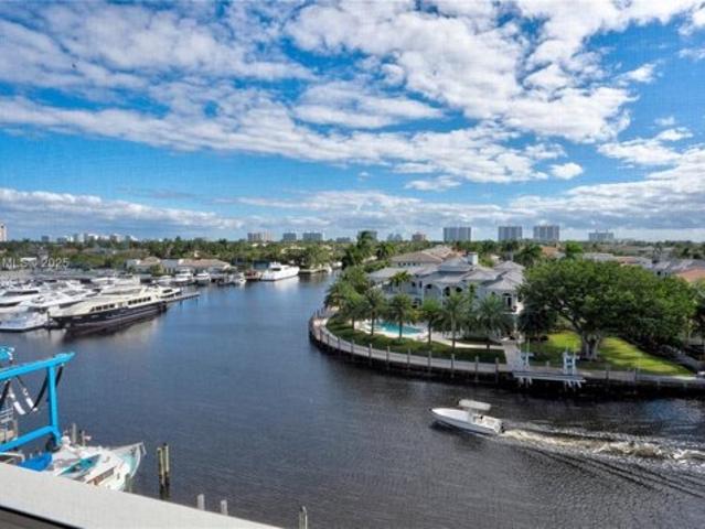 Condo for sale in Deerfield Beach, Florida