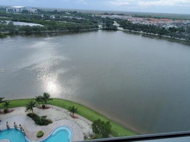 Condo for sale in Sunrise