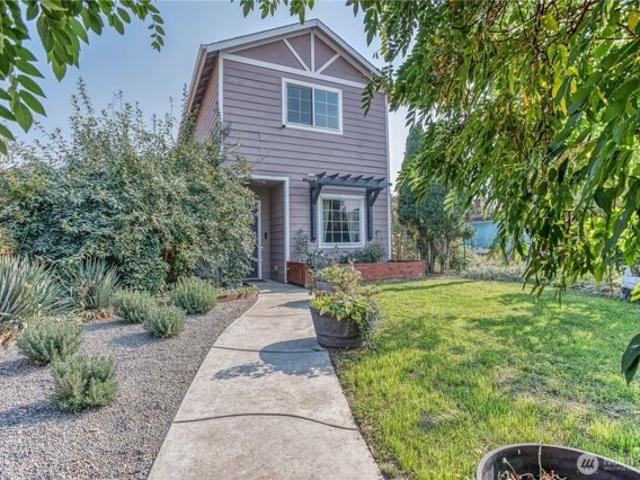 House for sale in Wenatchee, Washington