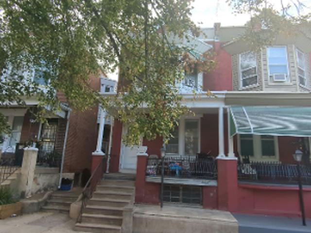 House for sale in Carroll Park, Philadelphia