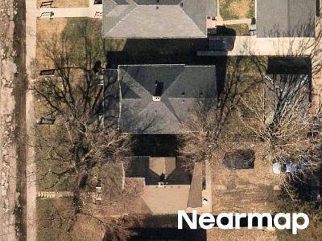 House for sale in Near Eastside, Camby