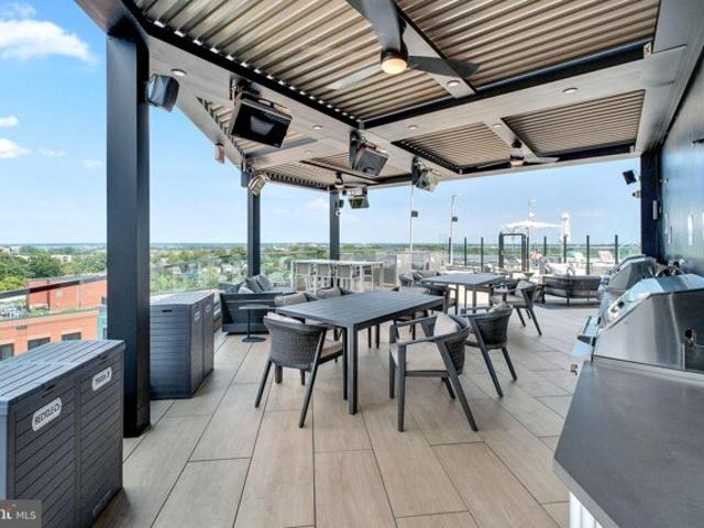 Condo for sale in Arlington