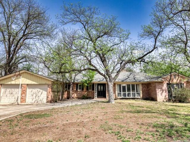 House for sale in Uvalde, Texas