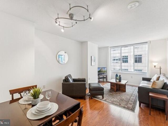 Condo for sale in Arlington