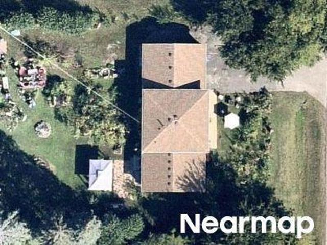 House for sale in Lindenhurst, Illinois