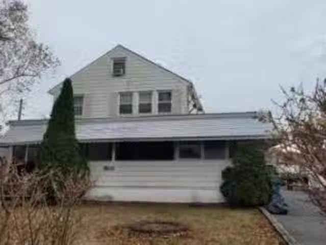 House for sale in East Orange