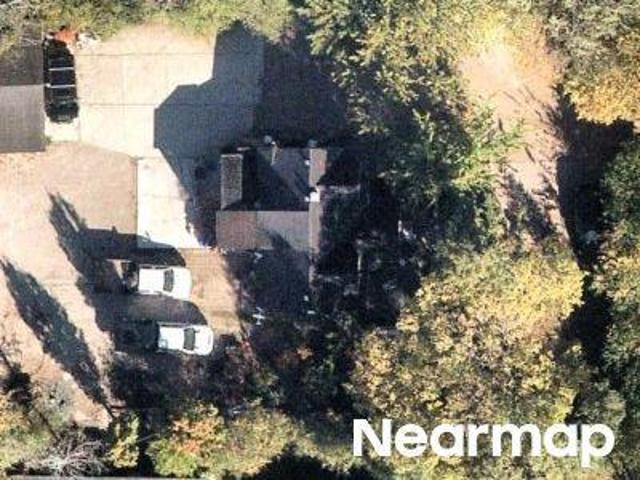 House for sale in Round Lake