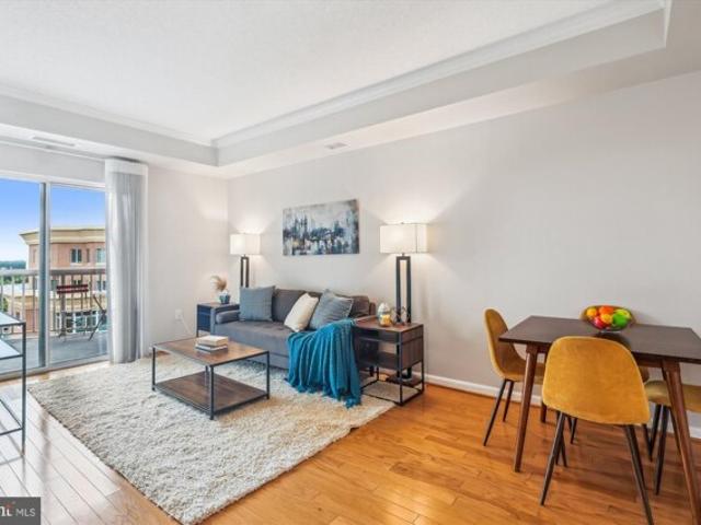 Condo for sale in Alexandria