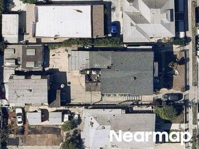 House for sale in East Los Angeles, Canoga Park