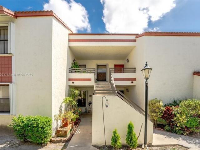 Condo for sale in Pembroke Pines