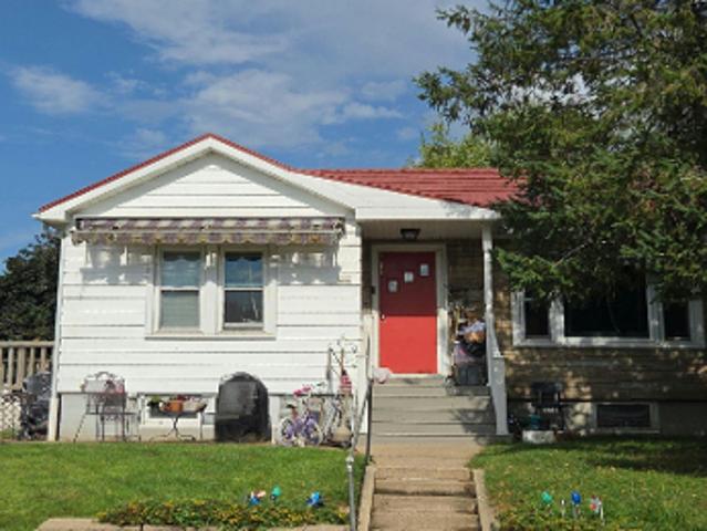 House for sale in Elizabeth, Illinois