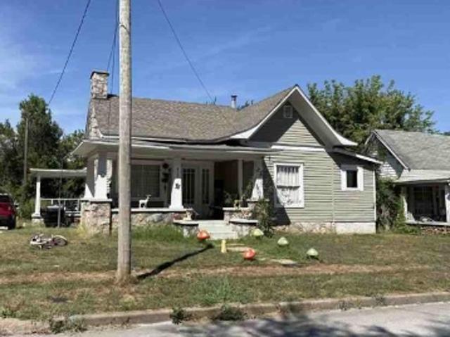 House for sale in Neosho, Missouri