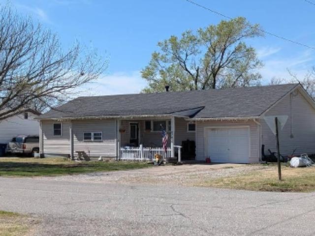 House for sale in Udall, Cowley County