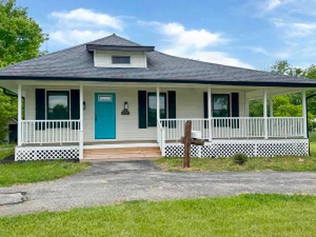 House for sale in Aurora, Indiana