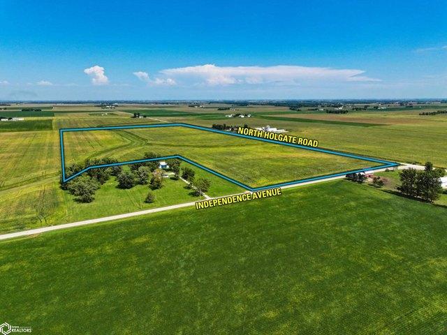 Farm for sale in Waterloo, Black Hawk County