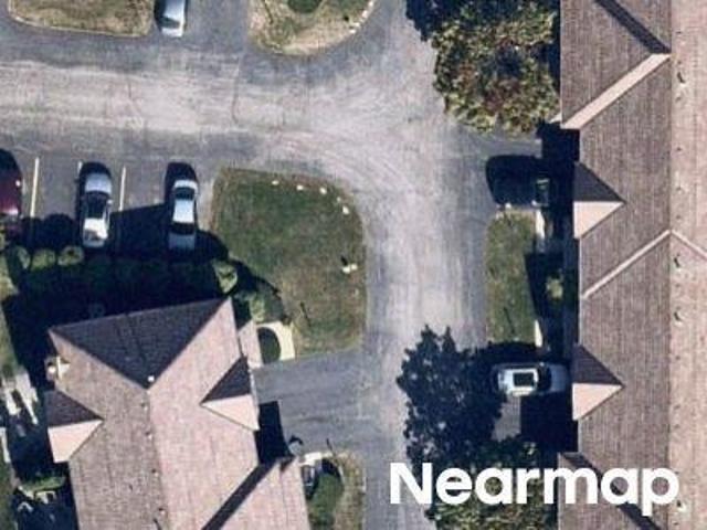 Condo for sale in Gurnee, Illinois