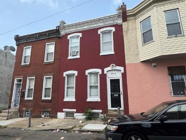 House for sale in Philadelphia, Pennsylvania