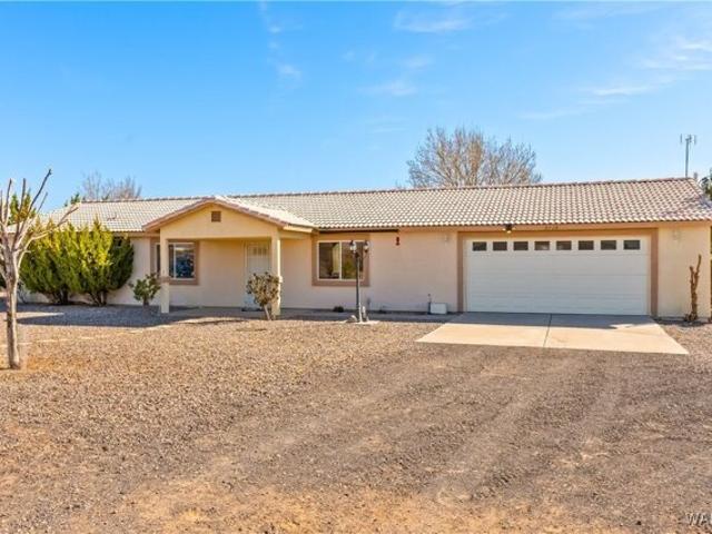 House for sale in Golden Valley, Arizona
