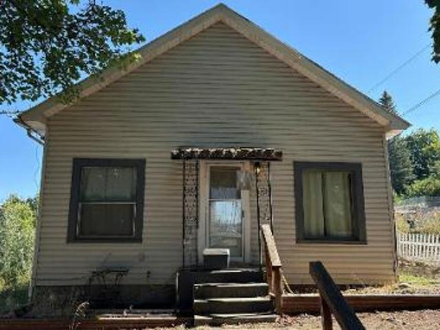 House for sale in Tekoa, Whitman County