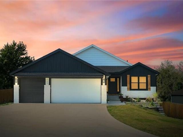 House for sale in Peculiar, Missouri