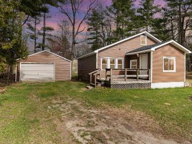 House for sale in Tawas City