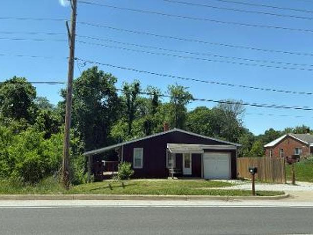 House for sale in Fairview Heights, Illinois