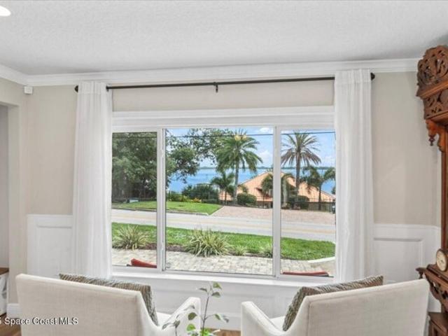 House for sale in Cocoa
