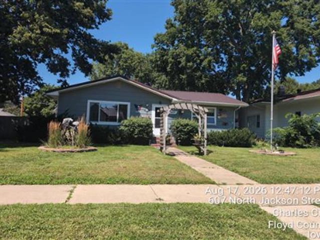 House for sale in Charles City, Floyd County