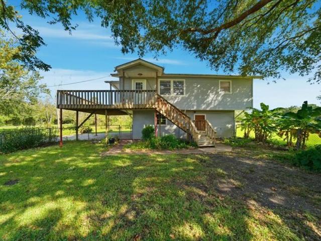 House for sale in Santa Fe, Texas