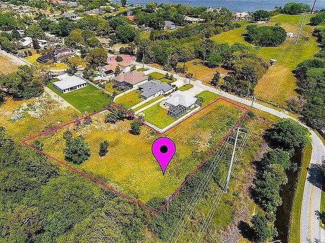 Land for sale in Tarpon Springs, Florida