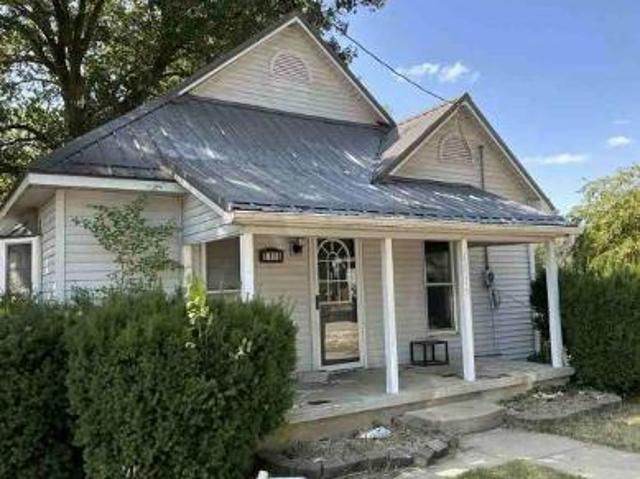 House for sale in Montezuma, Indiana