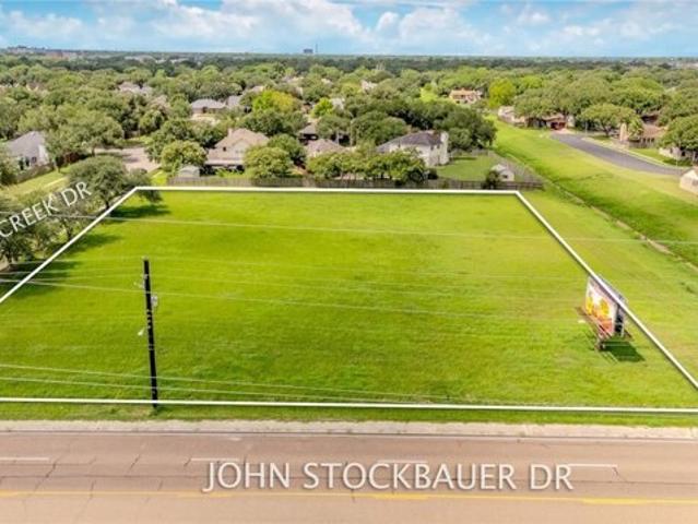 Land for sale in Victoria Land for sale in Victoria