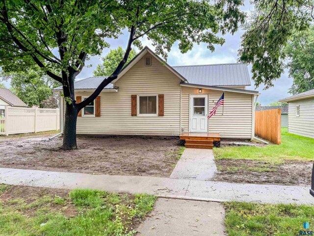 House for sale in Parker