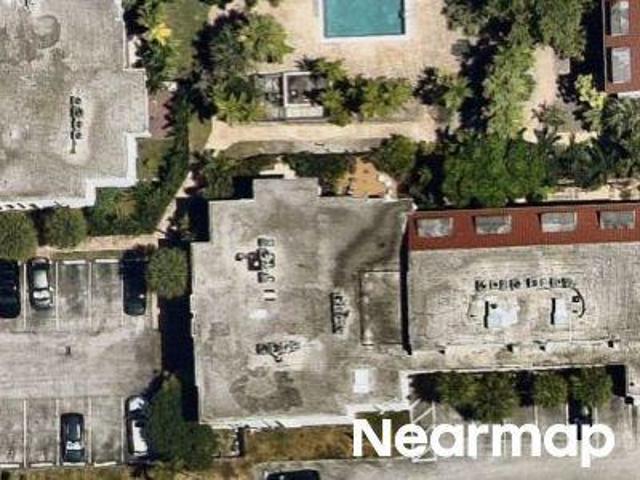 Condo for sale in Pinecrest, Miami-Dade County