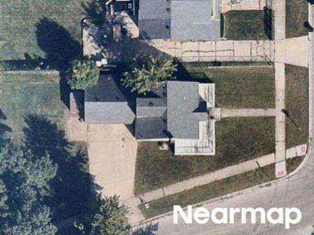 House for sale in Aurora, Illinois