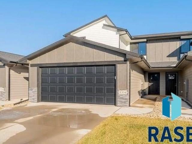 Townhouse for sale in Tea, South Dakota