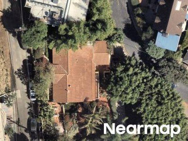 House for sale in Los Angeles, Los Angeles County