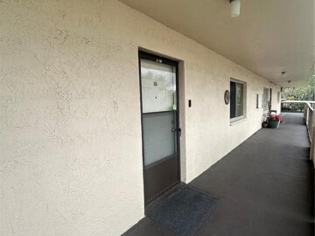 Condo for sale in Lakeland