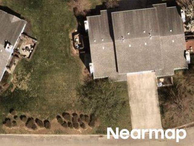 Condo for sale in Sandpiper Lake Condominiums, Muncie