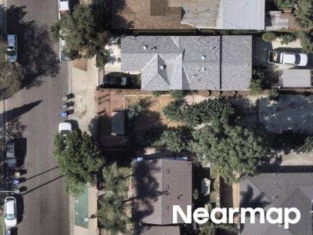 House for sale in Santa Ana